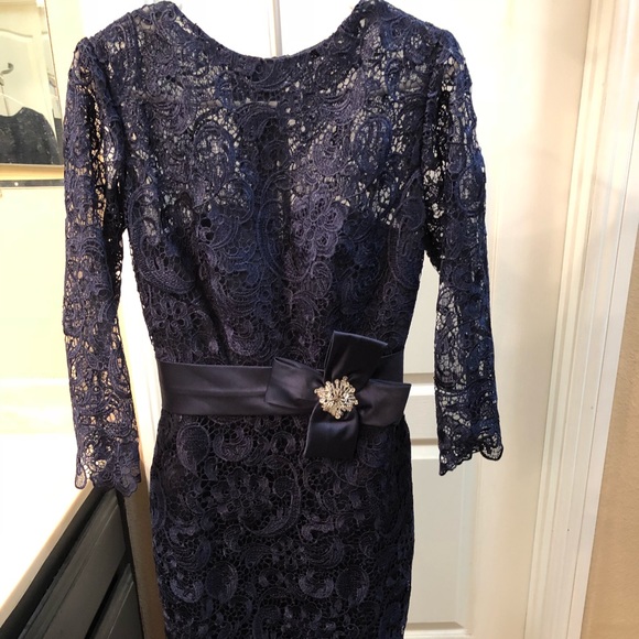 Royal blue lace dress - Picture 1 of 4